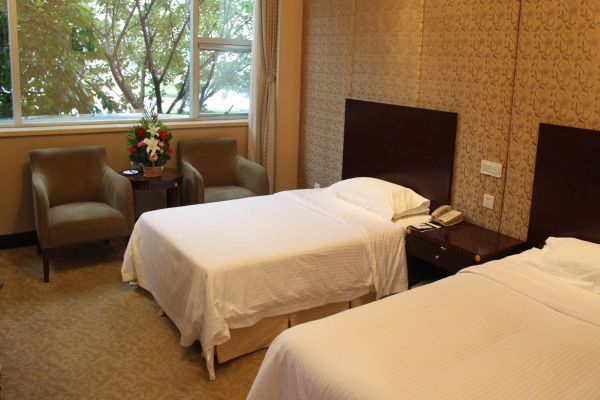 Xin Shi Dai Hotel (Yantai)